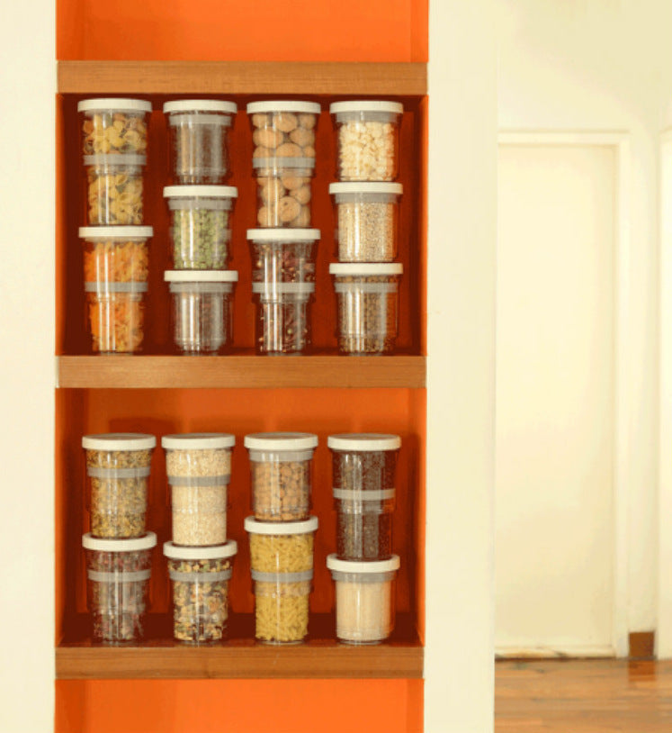 Food vacuum retractable crisper