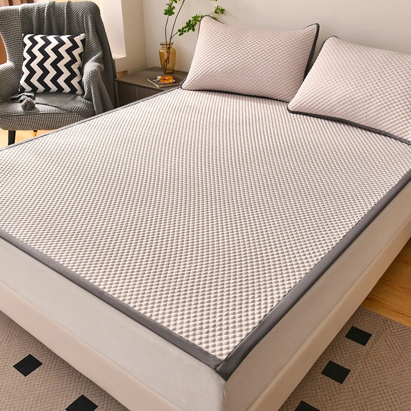 Cooling Mattress Smooth Air Condition Home Comforter Lightweight Cushion Cool Feeling Fibre Skin Friendly Breathable Mat Pad 1PC