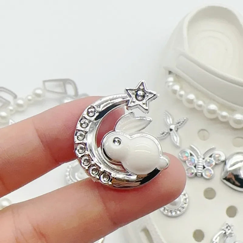 New Fashion Shoe Charms for DIY Rhinestone Pearl Metal Decoration Buckle for Hole Shoe Charm Accessories Kids Party Girls Gift