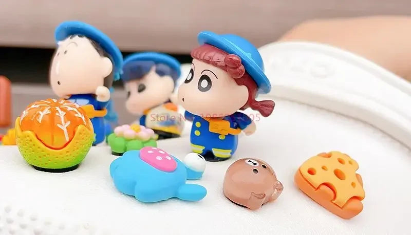 Crayon Shin-Chan 3d Pvc Decoration Buckle Little Cartoon Resin Hole Shoe Own Cave Sandal Design Charms Boy Girl  Accessory