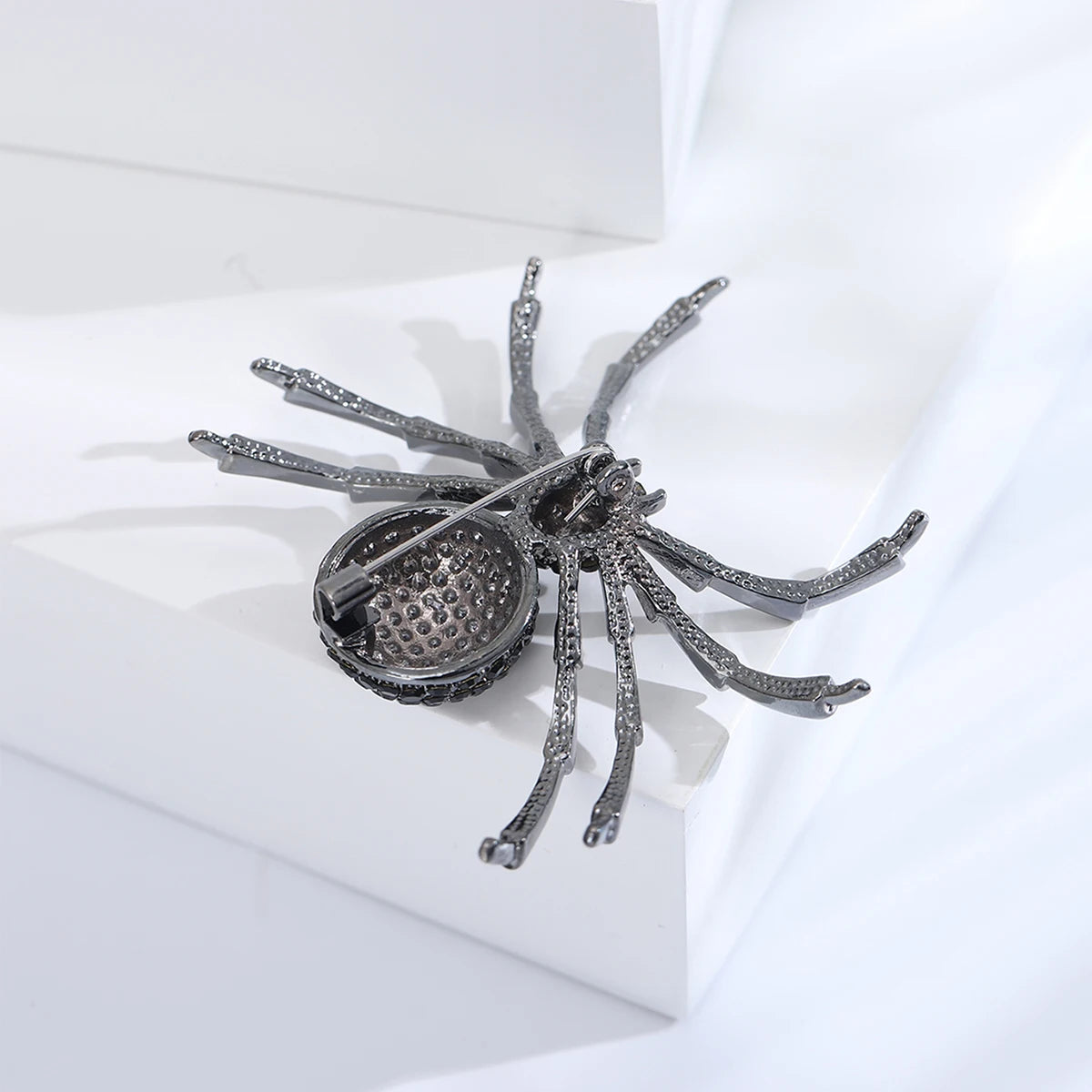 Halloween European and American Creative Retro Spider Breast Pin Fashion Men's Suit Personalized Collar Pin Pin Accessories