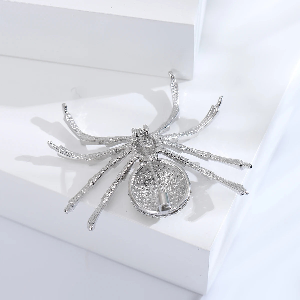 Halloween European and American Creative Retro Spider Breast Pin Fashion Men's Suit Personalized Collar Pin Pin Accessories