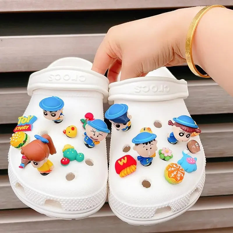 Crayon Shin-Chan 3d Pvc Decoration Buckle Little Cartoon Resin Hole Shoe Own Cave Sandal Design Charms Boy Girl  Accessory