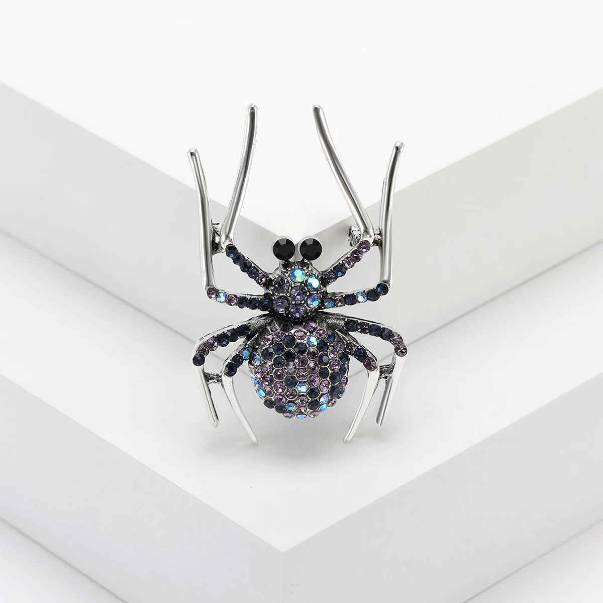 Halloween European and American Creative Retro Spider Breast Pin Fashion Men's Suit Personalized Collar Pin Pin Accessories
