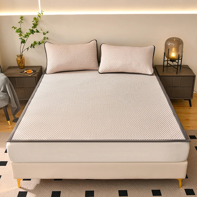Cooling Mattress Smooth Air Condition Home Comforter Lightweight Cushion Cool Feeling Fibre Skin Friendly Breathable Mat Pad 1PC