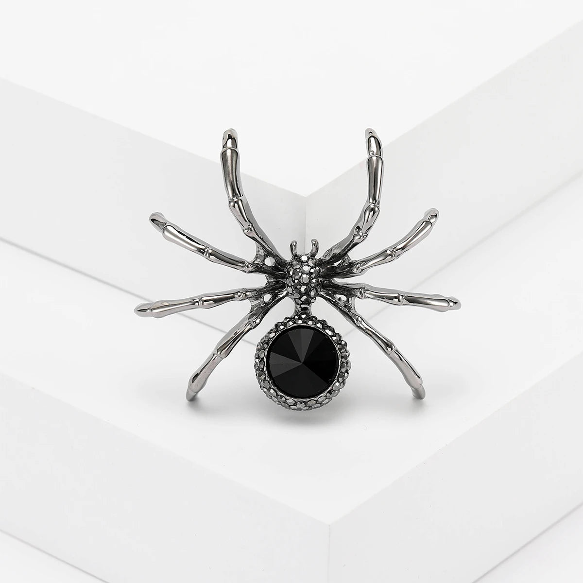 Halloween European and American Creative Retro Spider Breast Pin Fashion Men's Suit Personalized Collar Pin Pin Accessories